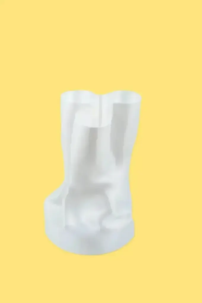 Lamp Wrinkle by É Pedra