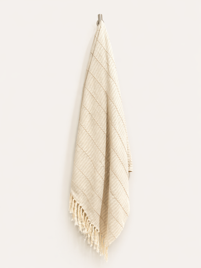 Throw Raw Beige By Deco