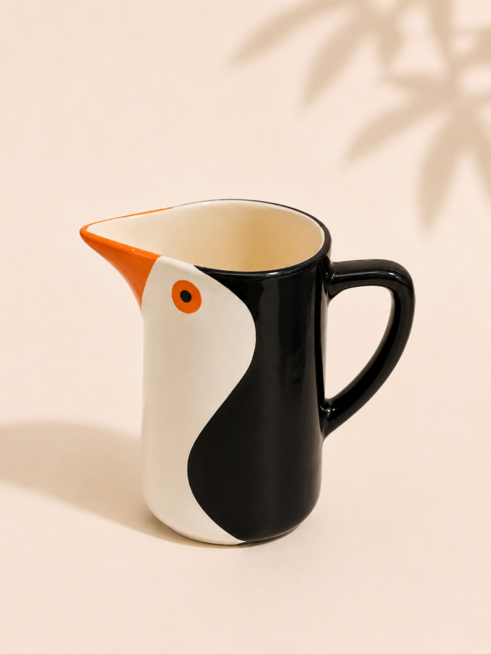 Jug penguin by Atelier da Renata