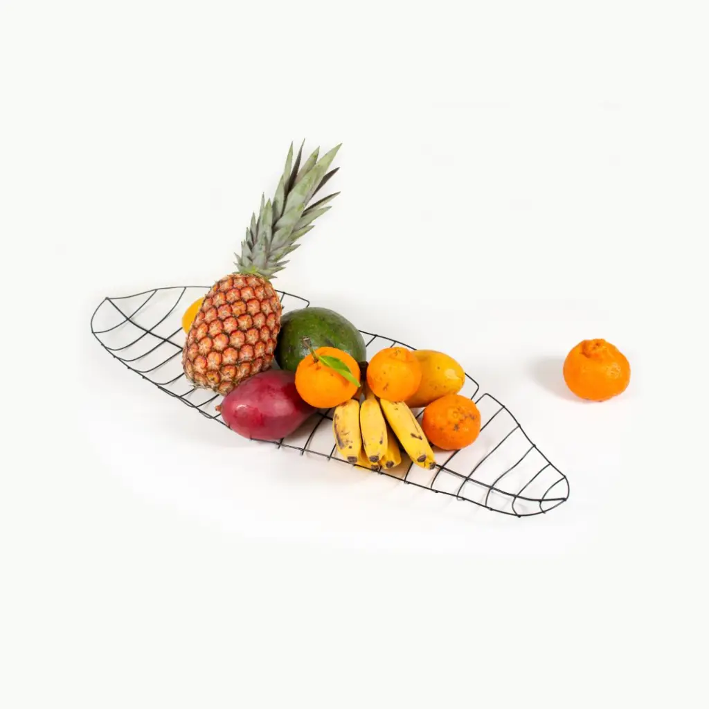 Fruit plate banana leaf by Roberto