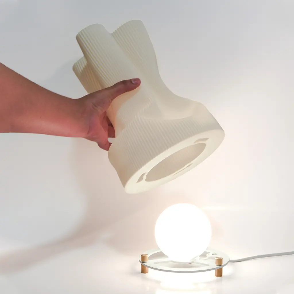Lamp Wrinkle by É Pedra