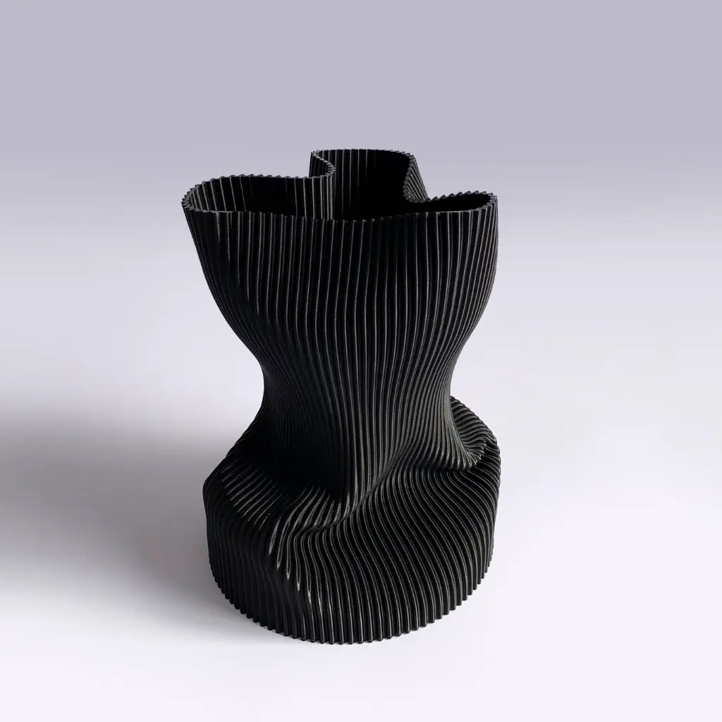 Vase Wrinkle M by É Pedra BLACK