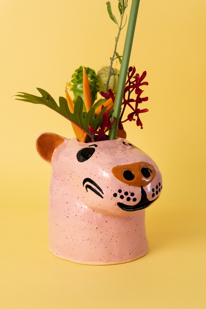 Vase Capybara Pink by Ceramiquinho