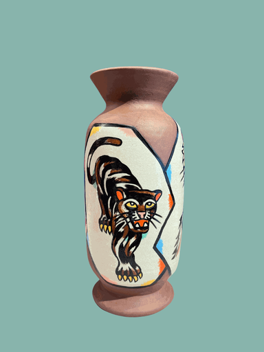 Vase Brown Tiger by Juliana Wimmers