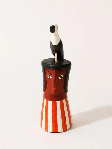 [cic0006] Sculpture Head with Bird Small 3 by Cícero from Ilha do Ferro