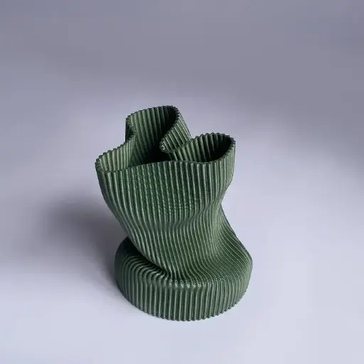 [epe00011] Vase Wrinkle S by É Pedra GREEN