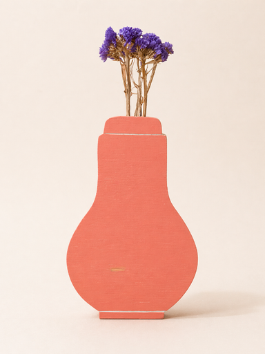 Wood Vase by Pe de Ovo